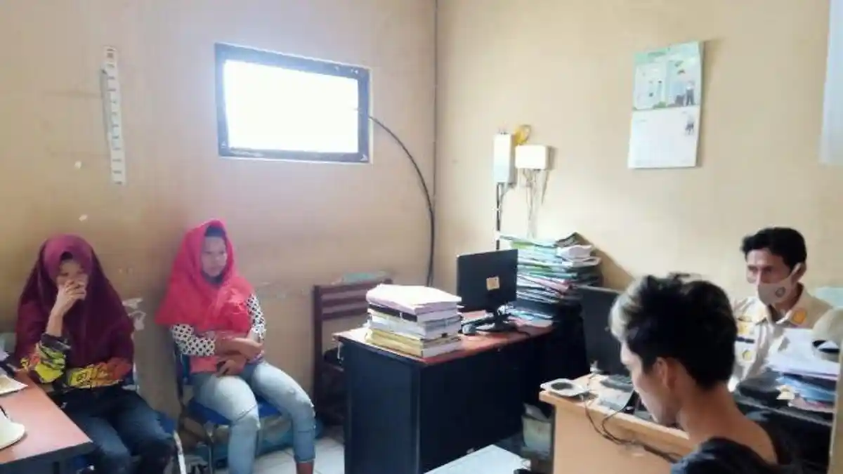 Dua Wanita Satu Pria di Kamar Kos Terjaring Satpol PP Pamekasan, Begini Pengakuan Ketiganya