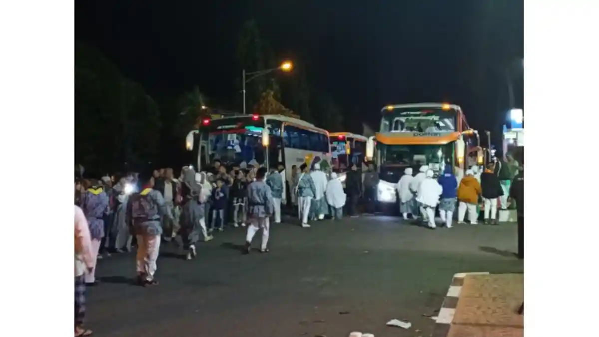 Teks Bacaan Doa Haji Mambrur Bahasa Arab, Latin dan Artinya