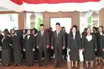 kepsek-mario.jpg