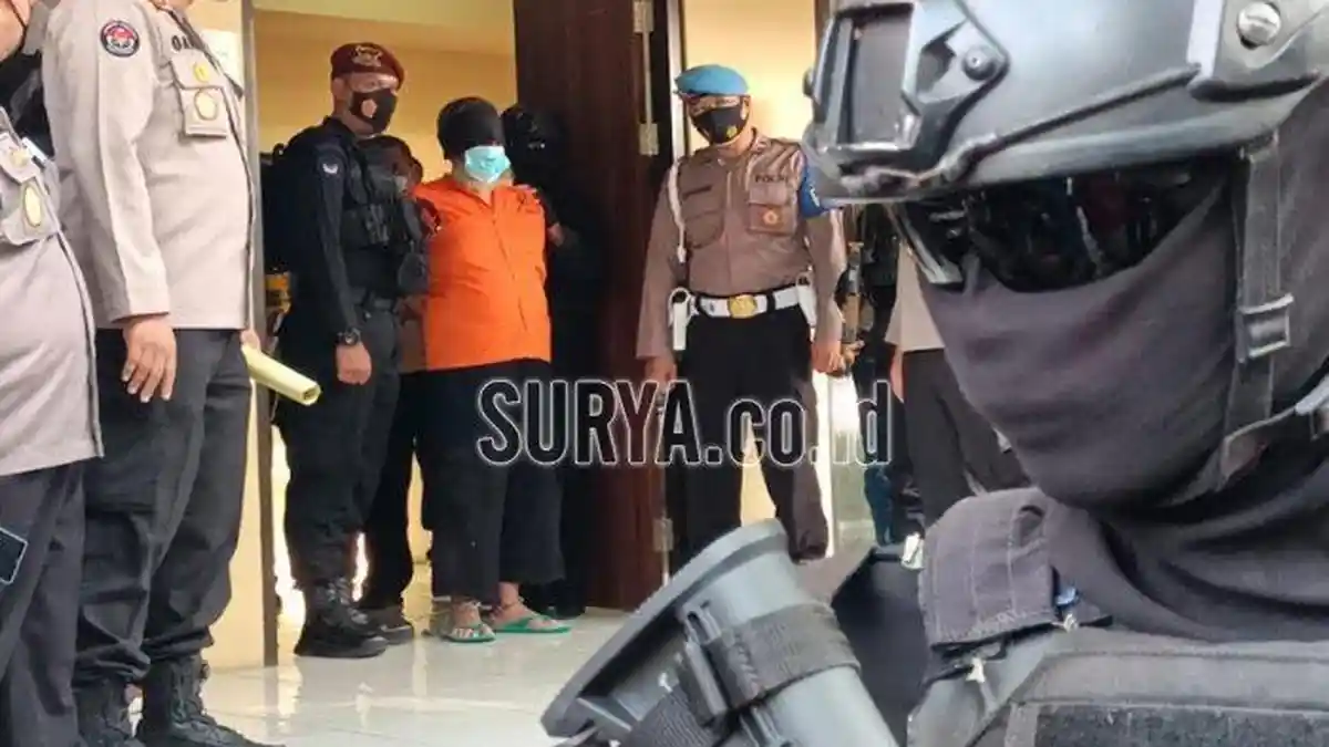 BREAKING NEWS: 22 Terduga Teroris Jaringan JI di Jatim Dipindahkan ke Jakarta