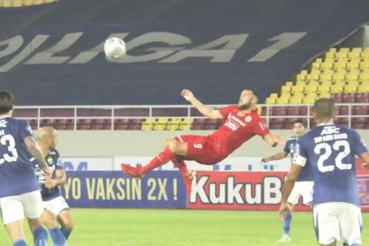 Persib Bandung Seusai Dikalahkan Persija, Robert Tak Beri Libur Pemain