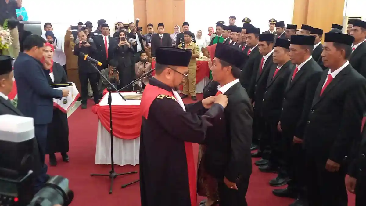 35 DPRD Luwu Sulsel Dilantik, Kader Nasdem dan Golkar Jadi Pimpinan Sementara