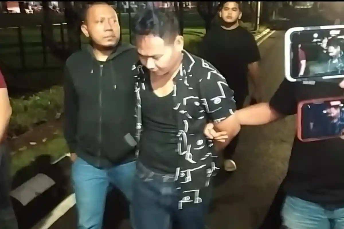 Inilah Tampang Pembunuhan dan Mutilasi di Ngawi Saat Digelandang ke Mapolda Jatim