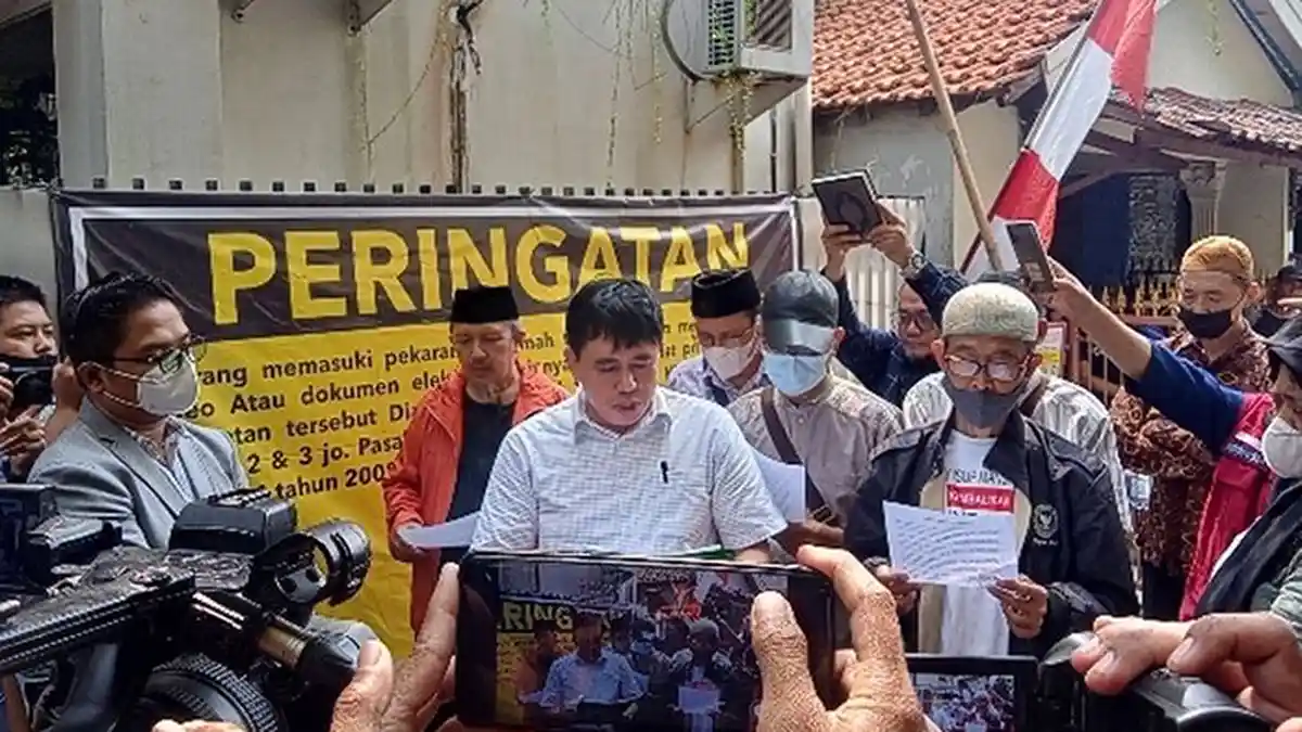 Kediaman Yusuf Mansur Digeruduk Massa Korban Investasi Bodong, Disumpahi Kena Azab