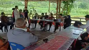 Wabup-Toba-Audi-Murphy-Sitorus-pimpin-pertemuan-rencana.jpg