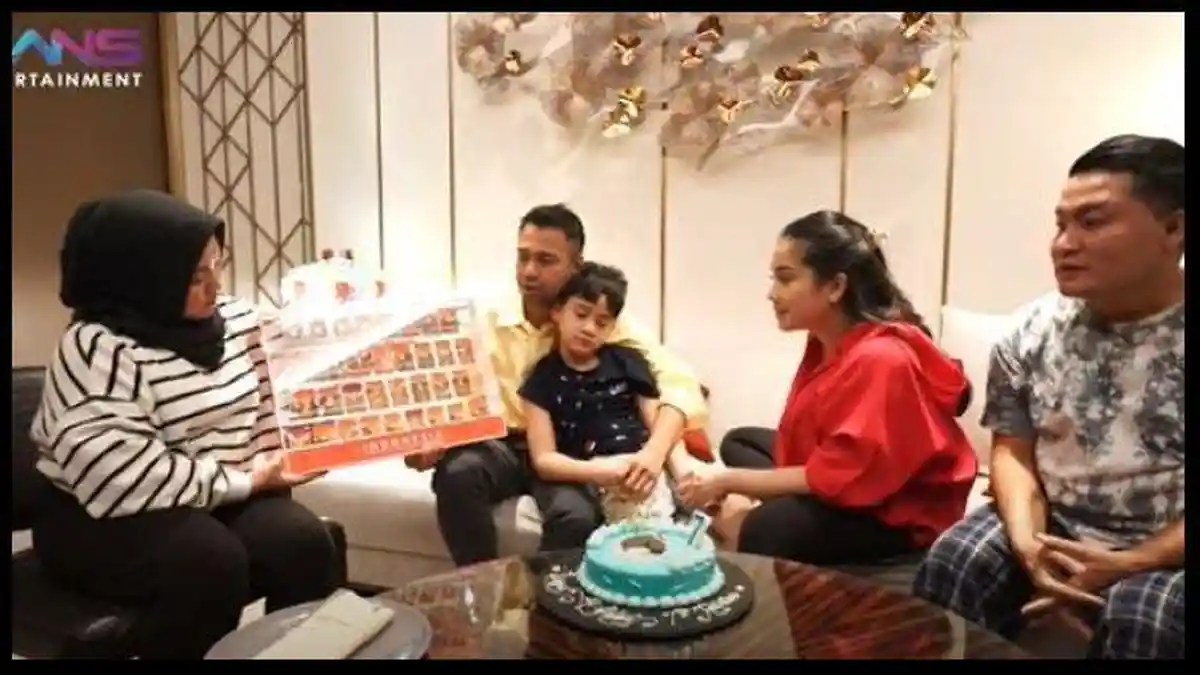 Raffi Ahmad Siapkan 1.000 Gram Emas untuk Kado Ultah Rafathar, '17 Gram Dulu'