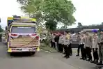 Polda Maluku Utara Kirim Bantuan 3 Truk untuk Korban Bencana Halut-Halbar