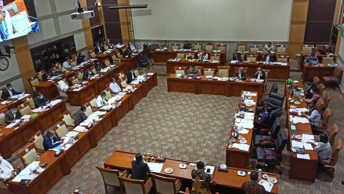 New Normal, Komisi III DPR Gelar Raker Tatap Muka dengan Menkumham