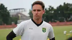 Pelatih-Persebaya-Surabaya-Paul-Munster-1842024.jpg