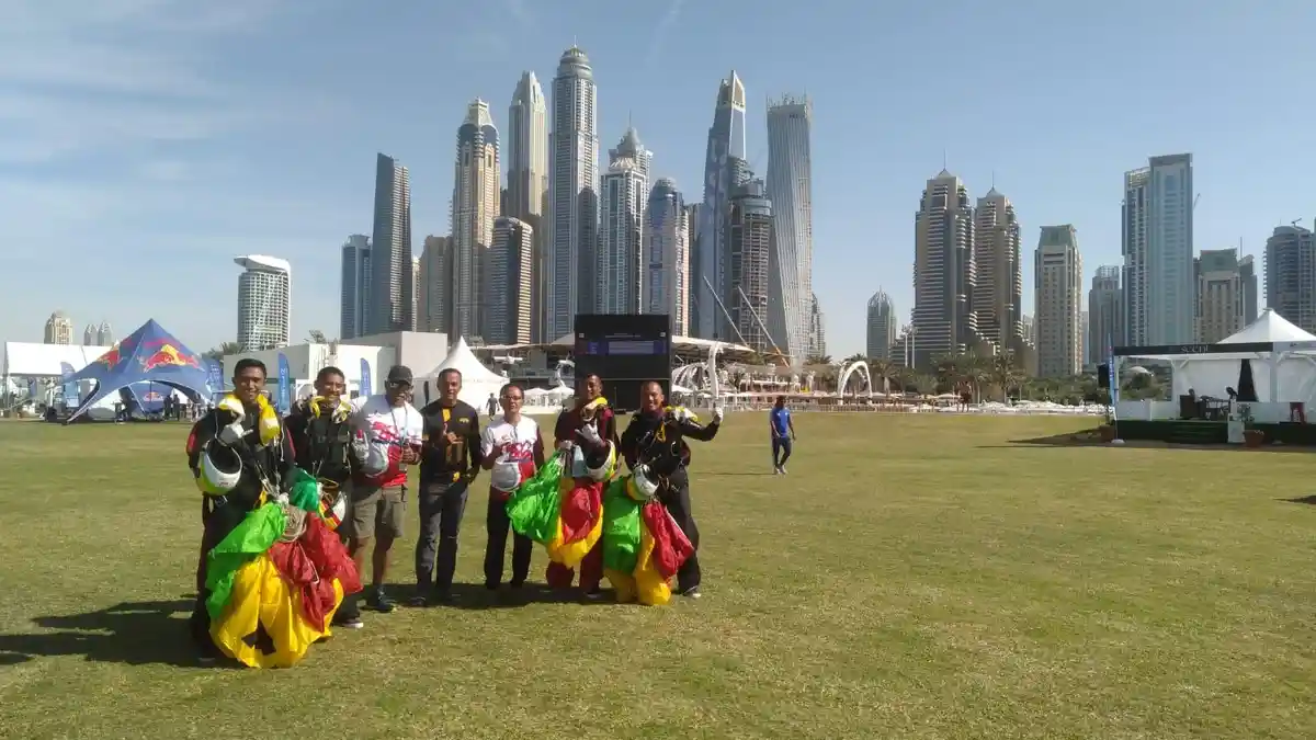Berlangsung di Dubai, 4 Tim Wakil Indonesia Bertanding di Kejuaraan Dunia Terjun Payung