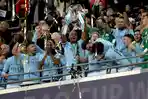 manchester-city-vincent-kompany-juara-piala-liga-inggris_20180226_051411.jpg