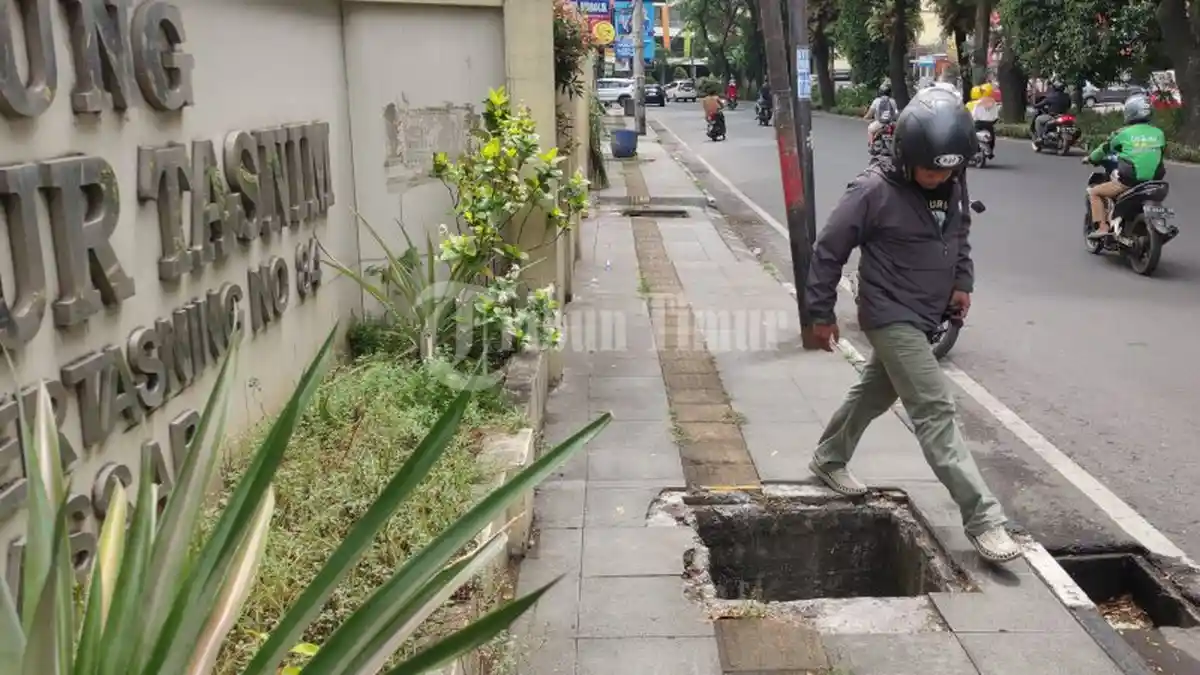 Tanpa Penutup, Lubang Drainase di Jalan Hertasning Membahayakan Pengguna Jalan - drainase-jl-hertasning1.jpg