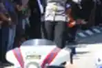 Detik-Detik Polwan Mojang Lodaya Terjatuh dari Mogenya