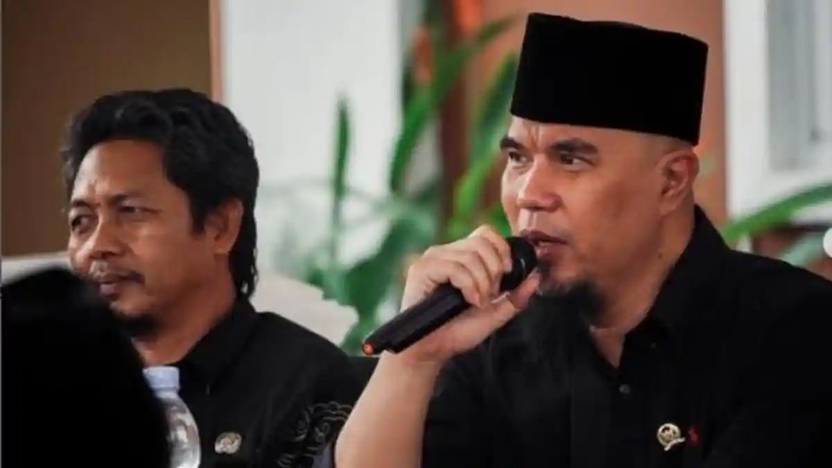 Ahmad Dhani Bergurau Panggil Nama Inara Rusli Saat Manggung, Warganet Malah Mendukung