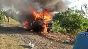 mobil-terios-terbakar-di-empat-lawang.jpg