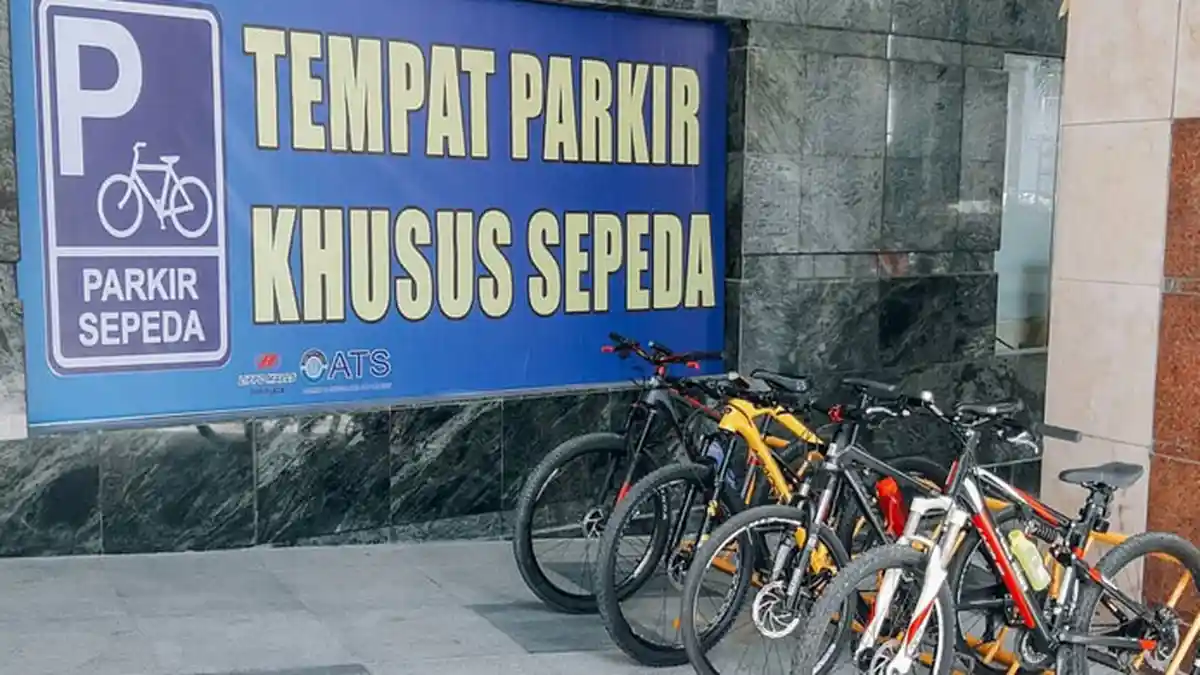 Pusat Perbelanjaan di Medan Sudah Siapkan Fasilitas Parkir Umum Untuk Sepeda