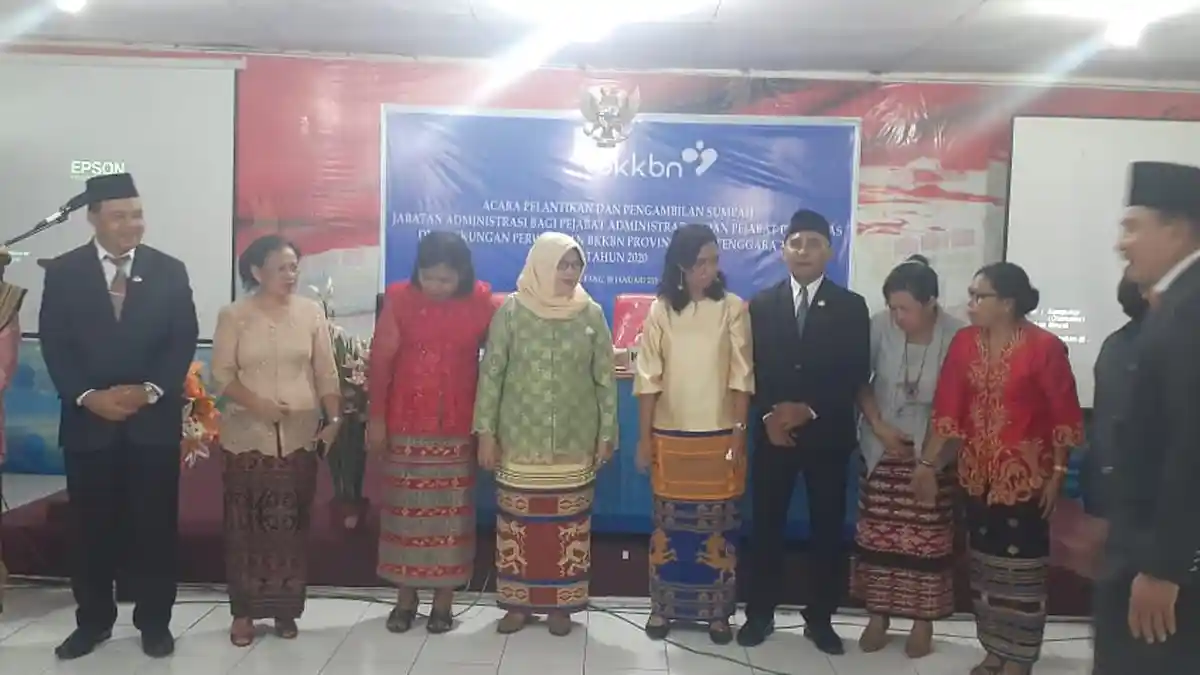 BKKBN Provinsi NTT Lantik Sembilan Pejabat Administrator dan Pengawas