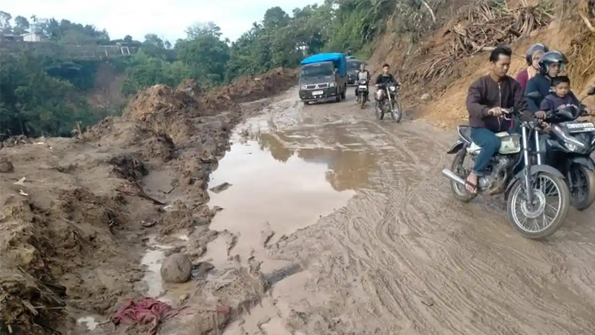 Jalur Bireuen-Takengon Dipastikan Aman Pasca Hujan Deras di Bener Meriah