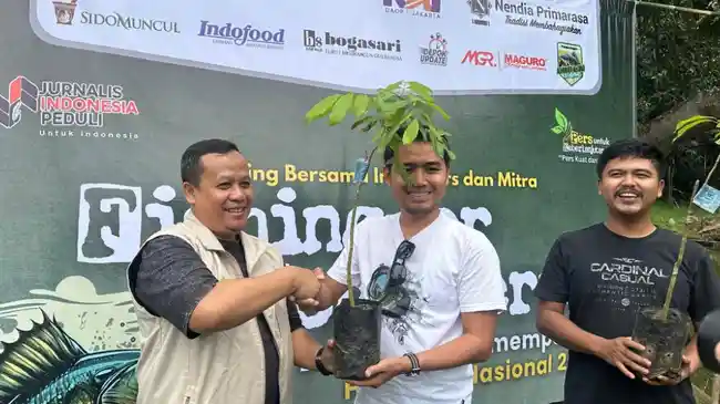 Peringatan HPN 2026, Jurnalis Indonesia Peduli Gelar Fun Fishing dan Donasi Bibit Pohon