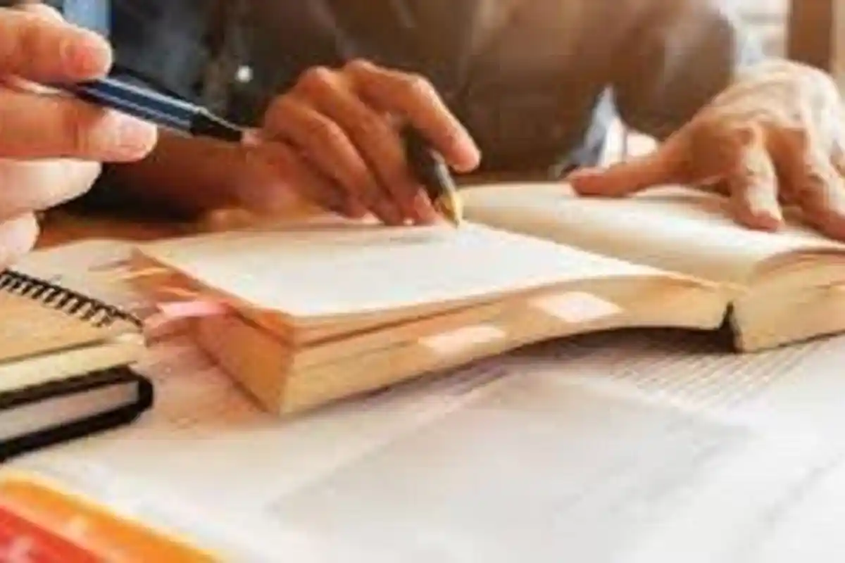 40 Contoh Soal dan Kunci Jawaban PKN Kelas 8 Semester 2 Kurikulum Merdeka