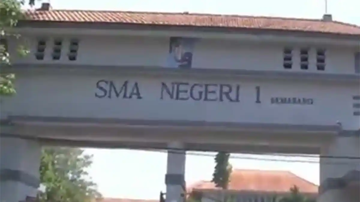 Dua Siswa SMAN 1 Semarang yang Dikeluarkan Menolak Pindah Sekolah