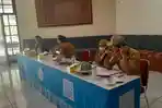 pertemuan-satgas-asf-pedagang-babi-marante-2862023.jpg