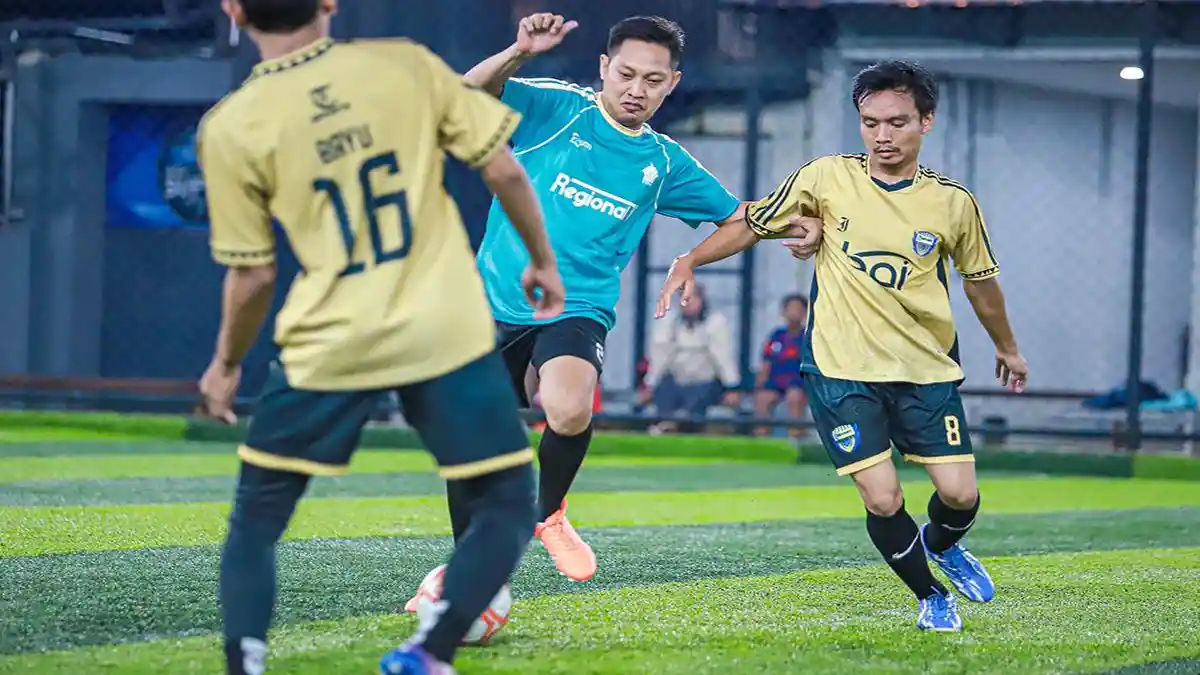 Enam Tim dari 5 Instansi Beradu Skill di Turnamen Mini Soccer BUMN Muda HUT PalmCo ke-2