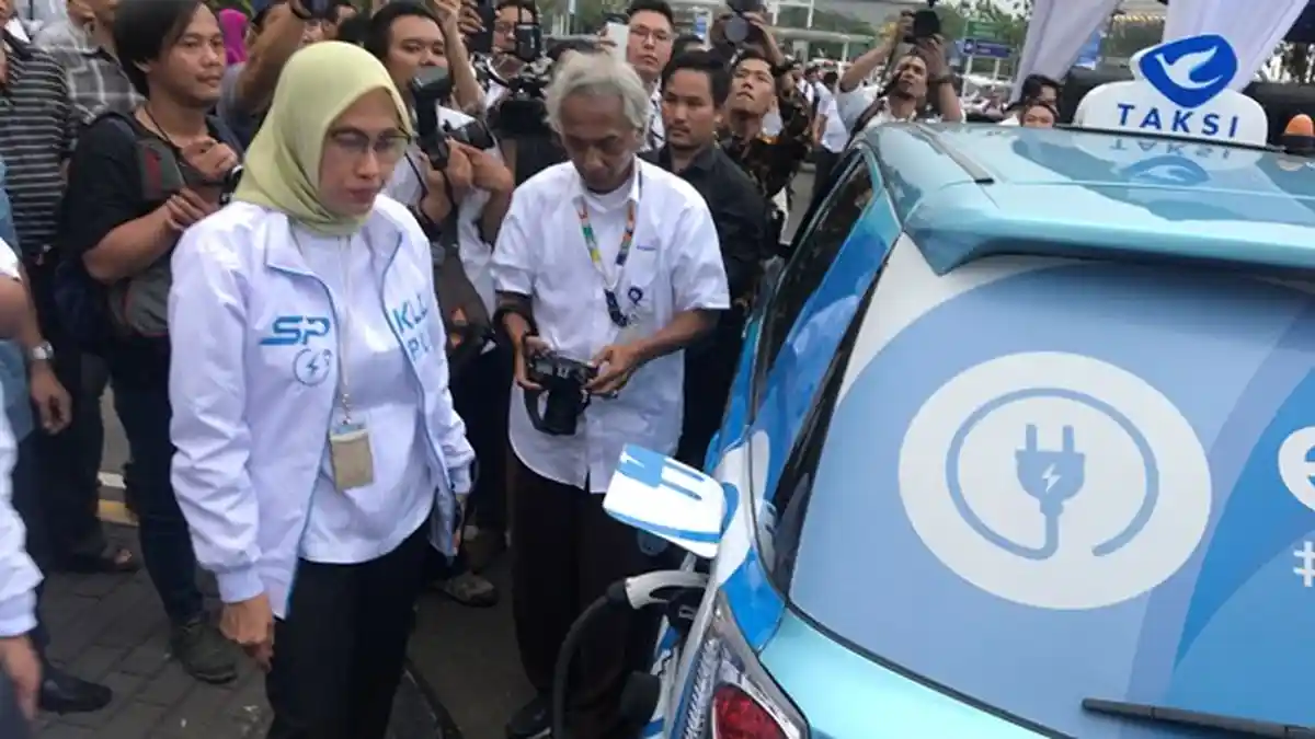 PLN Resmikan Lima SPKLU Serentak di Empat Daerah Hari Ini