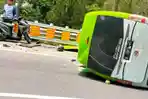 Asyik Selfie, 3 Gadis Magetan Tiba-tiba Diseruduk Mini Bus di Sarangan, Lihat Kondisinya Kini