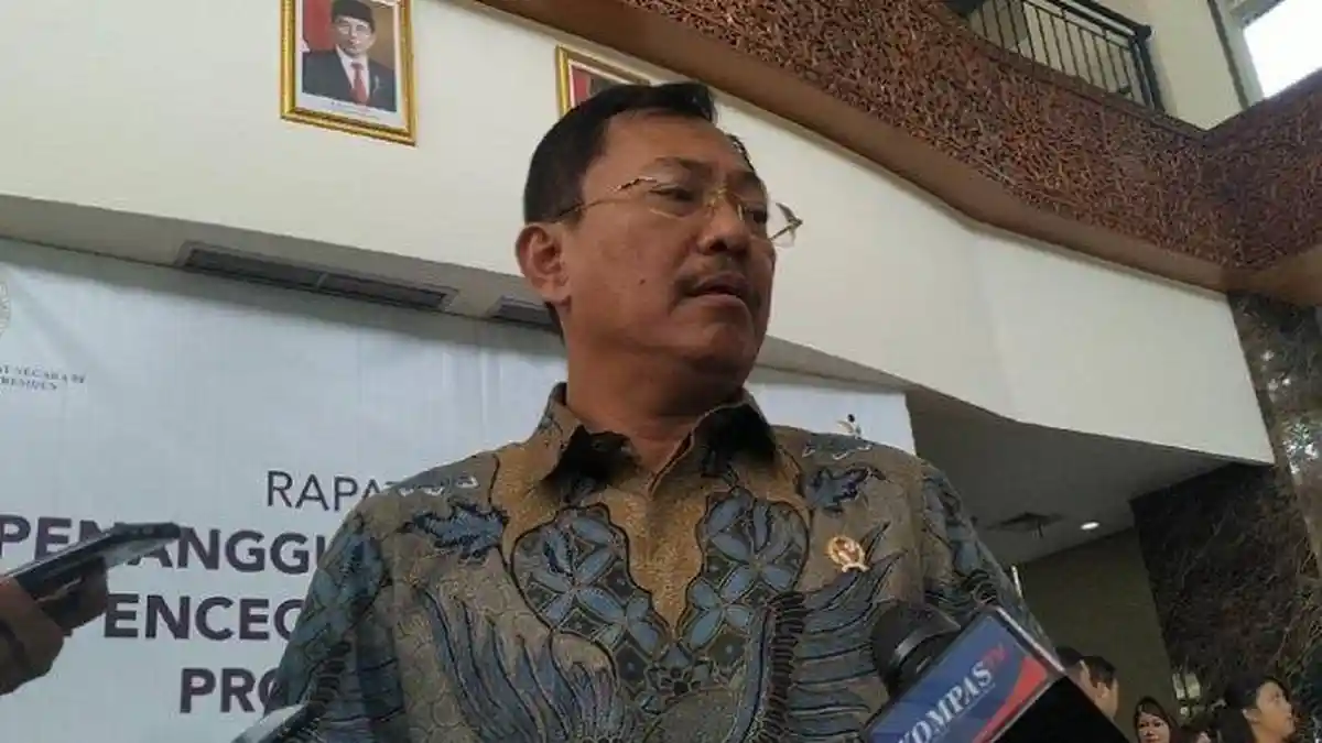 Menkes Terawan Agus Putranto Rilis Panduan Pencegahan dan Pengendalian Covid-19 di Tempat Kerja
