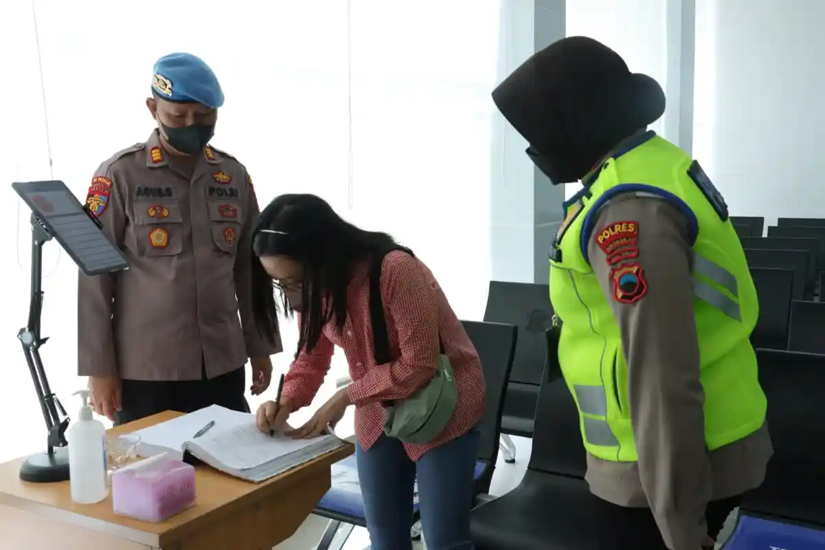 Sidak dan Tanya Langsung ke Pemohon, Kapolres Sukoharjo Klaim Biaya SIM Sesuai Ketentuan