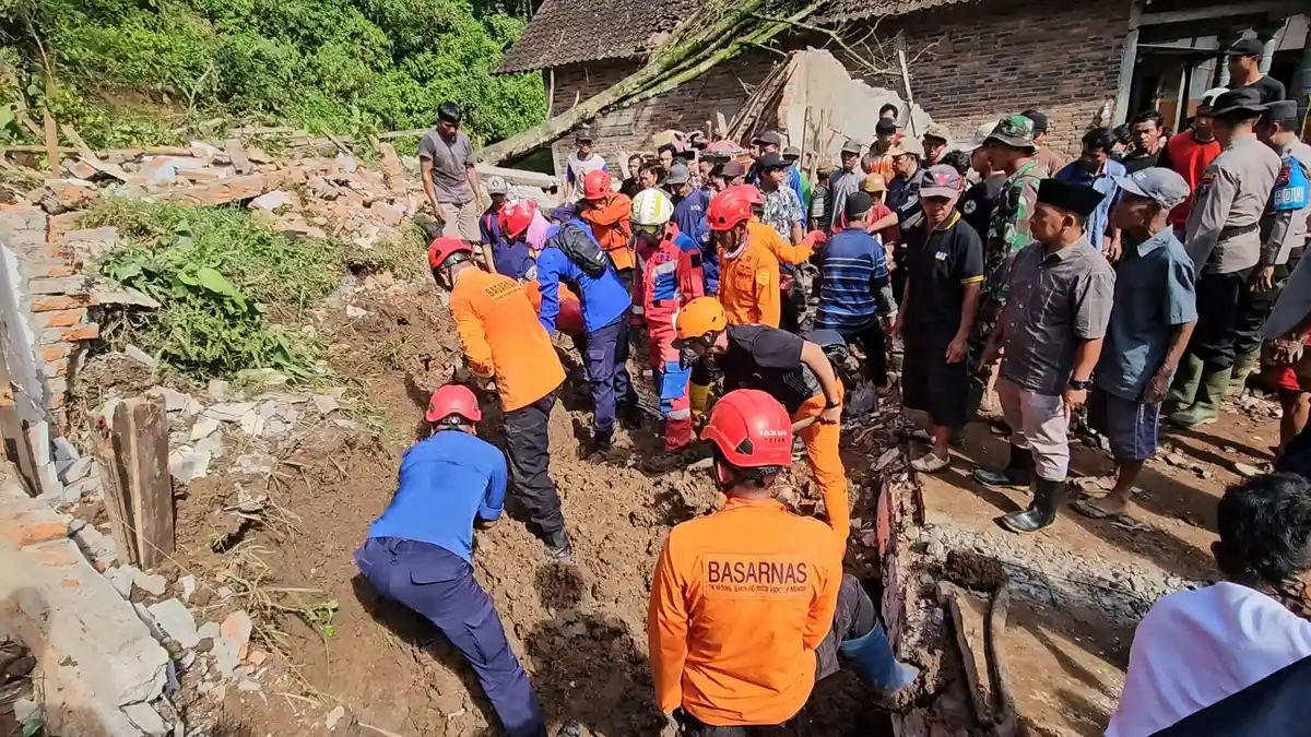 UPDATE TERKINI Tanah Longsor di Trenggalek Tewaskan Dua Warga, Dua Lainnya Masih Hilang