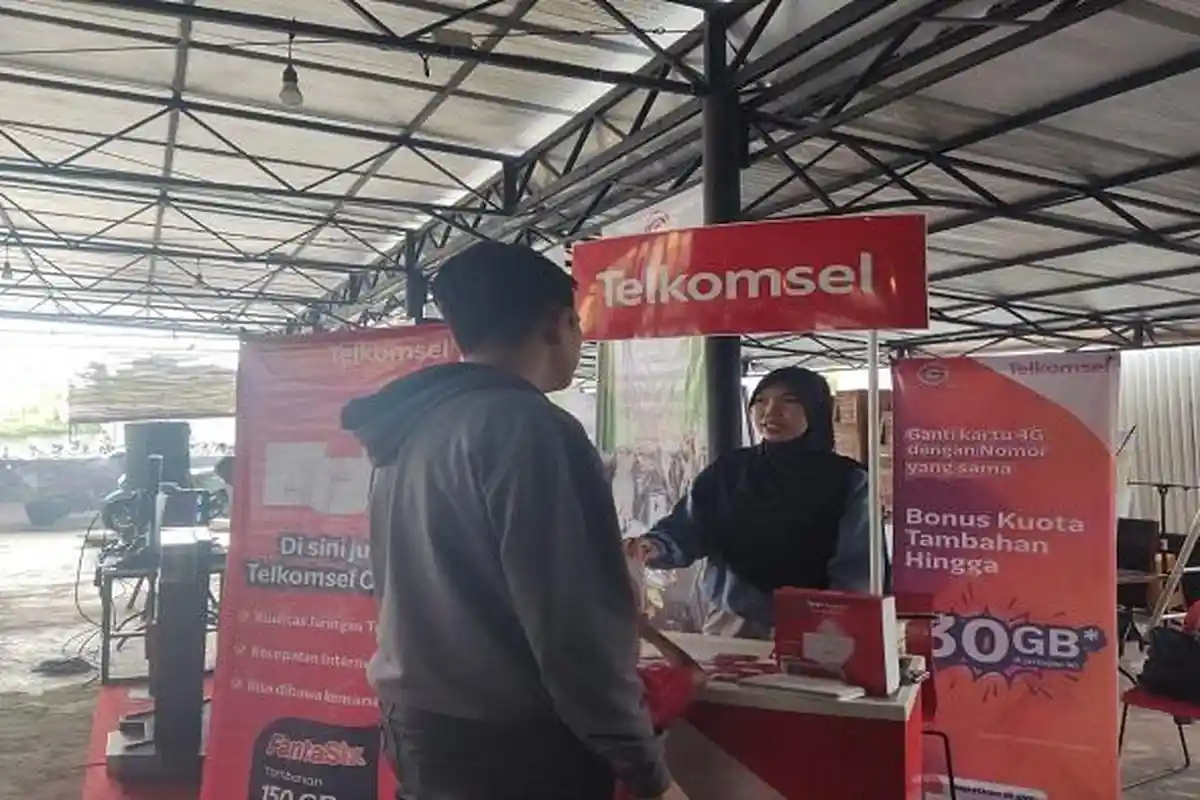 Telkomsel Ajak Pelanggan di Kabupaten Ketapang Ganti Kartu Lama ke 4G