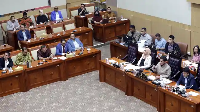 Rapat Paripurna DPR Sahkan 9 Hakim Agung dan 1 Hakim Ad Hoc HAM di MA, Berikut Nama-namanya