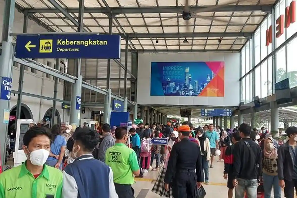 Banjir di Stasiun Tawang Telah Surut, KAI Pastikan Perjalanan Kereta Api Sudah Kembali Normal