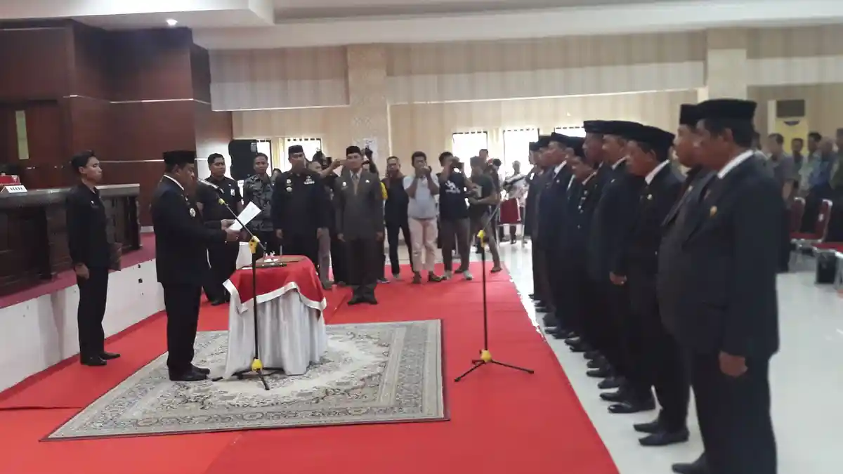 BREAKING NEWS : Bupati Bone Kembali Mutasi Pejabat Eselon II, Termasuk Sekwan