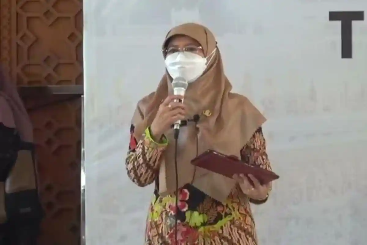 Turunkan 7 Tim Dinkes Kota Depok Pantau Kesehatan 776 Calon Haji, Diimbau Bawa Payung dan Kacamata