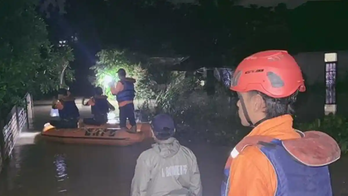 Hujan Deras, Puluhan Rumah Warga Muara Enim Provinsi Sumatera Selatan Terendam Banjir