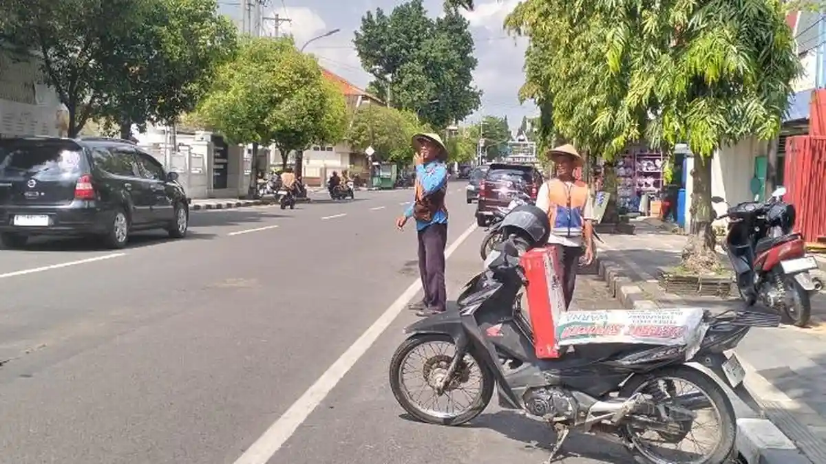 Власти Блора не могут собирать доходы с парковок на мероприятиях из-за отсутствия законодательной базы