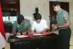 TNI Terima Hibah Keramik 35.000 m2