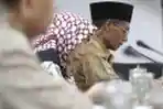 Bachtiar Chamsyah dan Muchtar Aziz Serahkan Berkas Aduan Ke KY