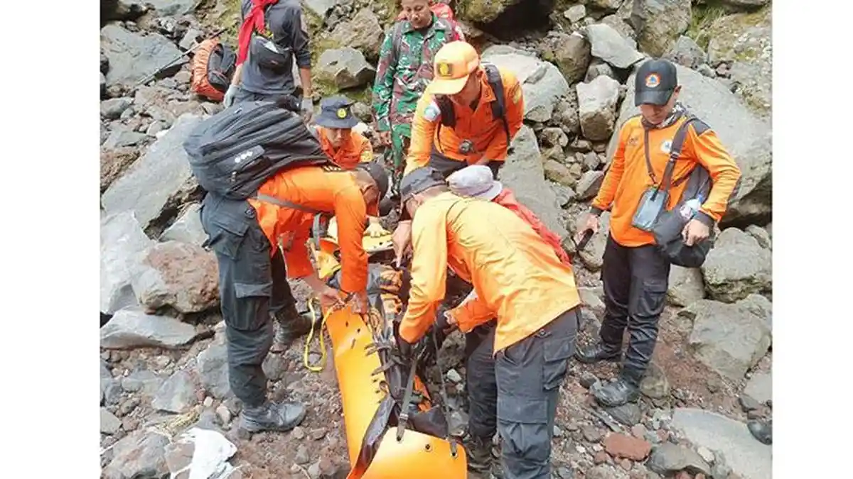 WNA Korsel Pendaki Gunung Agung Diduga Tewas Akibat Terjatuh