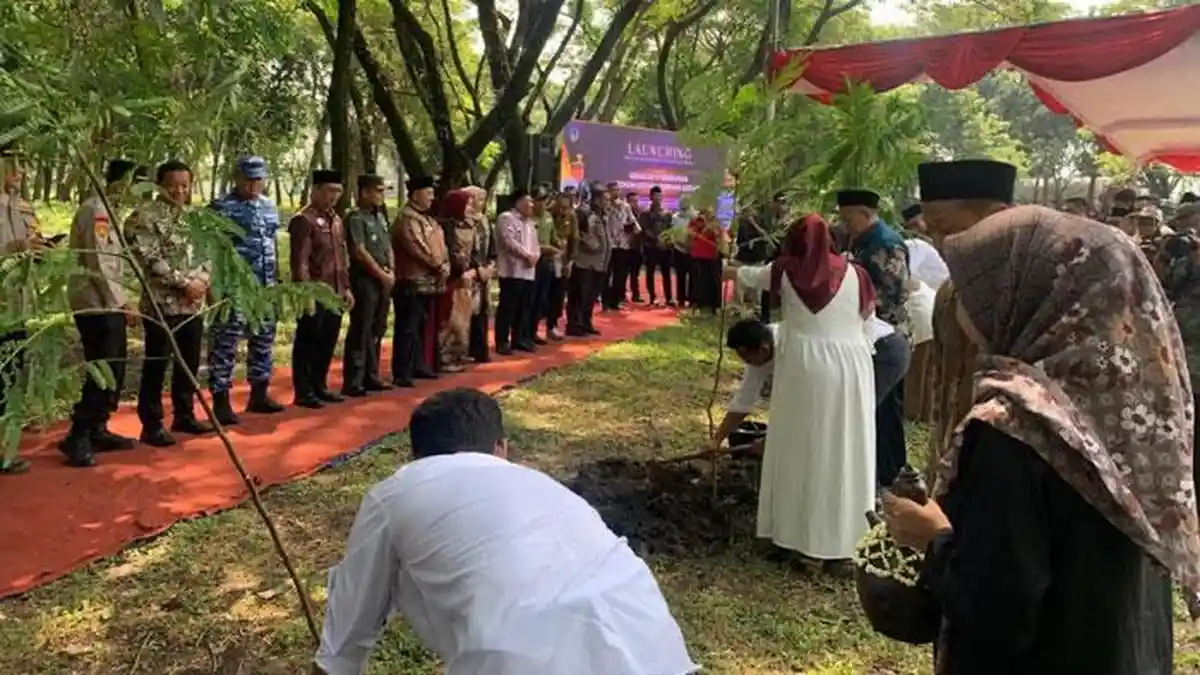 Dari Internet Gratis hingga Tanam Pohon, Gebrakan 100 Hari Warsubi–Yazid Mengubah Wajah Jombang