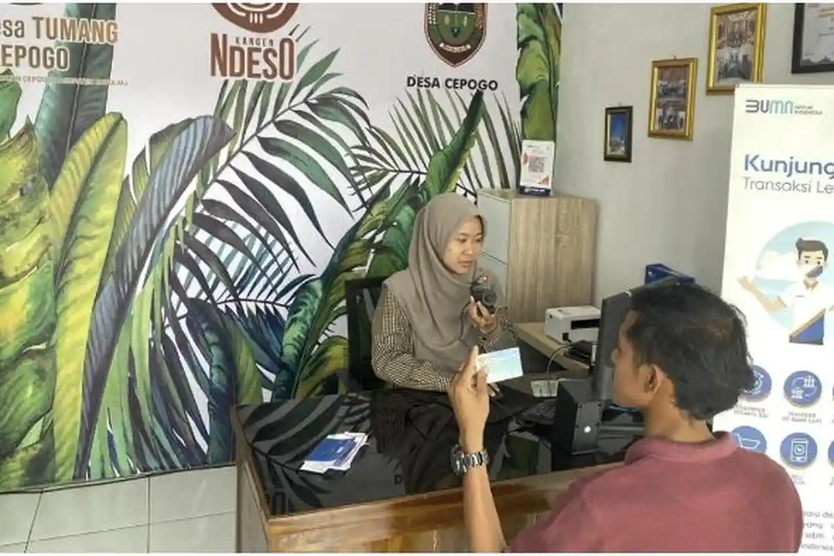 Samsat Budiman dalam Genggaman BUMDes Tumang, Warga Cepogo Bayar Pajak Kendaraan Bermotor Gampang