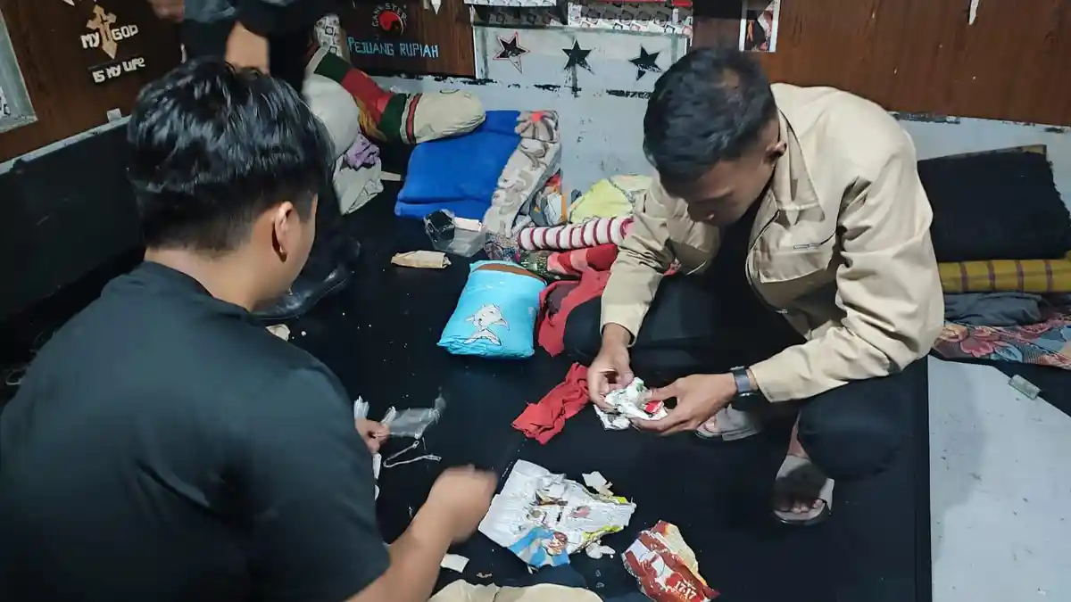 Meski Hujan, Tak Surutkan Jajaran Rutan Kabanjahe Laksanakan Razia Insidentil Rutin