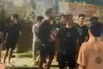 Seorang-pria-yang-sempat-diamuk-warga-di-Ciputat.jpg