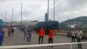 Dermaga-di-Labuan-Bajo.jpg