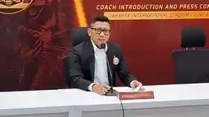 OPTIMIS-JUARA-Presiden-Persija-Jakarta-Mohamad-Prapanca-s.jpg