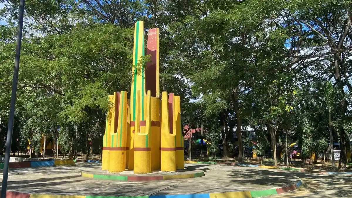 Taman Kren Moodu, Opsi Wisata Menarik di Kota Gorontalo, ada Tugu Polo-Palo