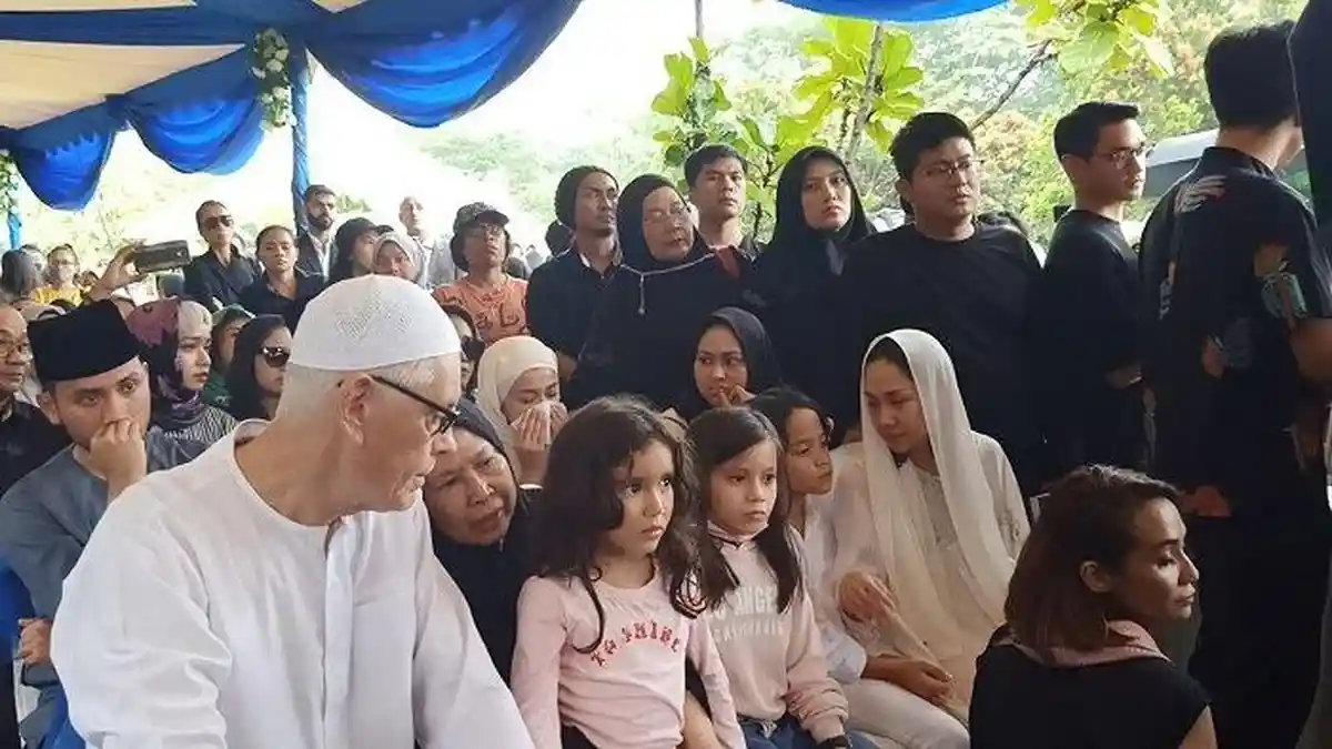 Pesan Menyentuh Mertua yang Bikin Air Mata Bunga Citra Lestari Meleleh